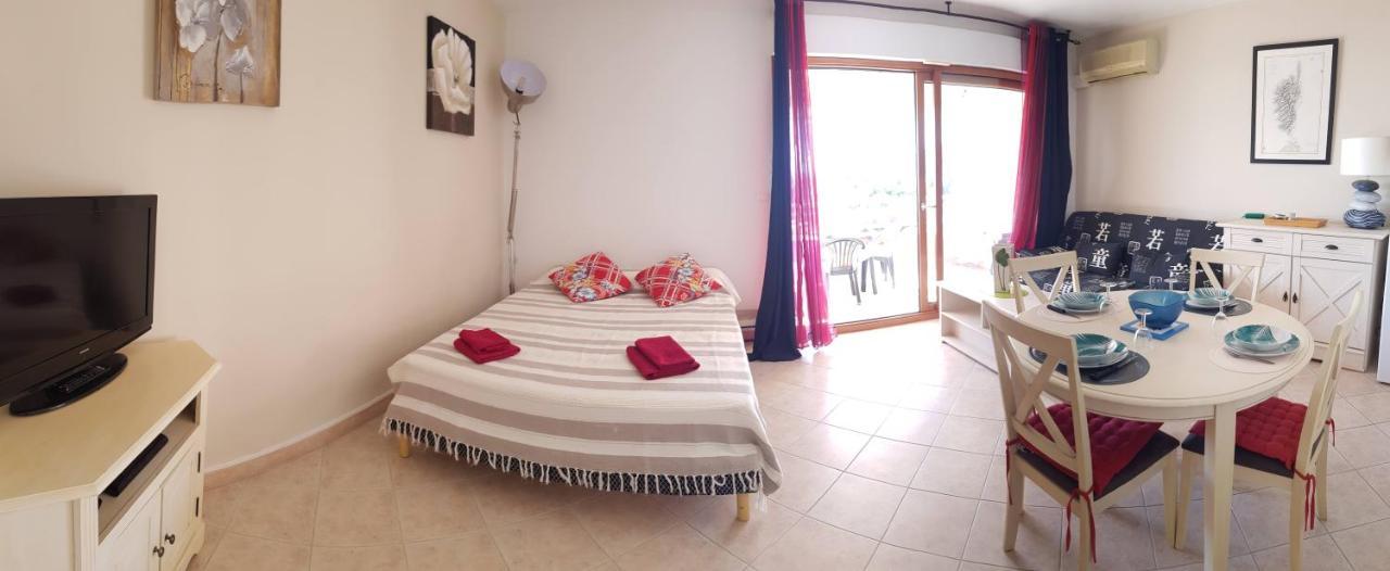 Grand Studio de standing bord de mer Ajaccio  Buitenkant foto